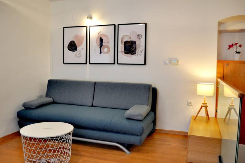 Apartment Veli Dvor Cres Exterior foto