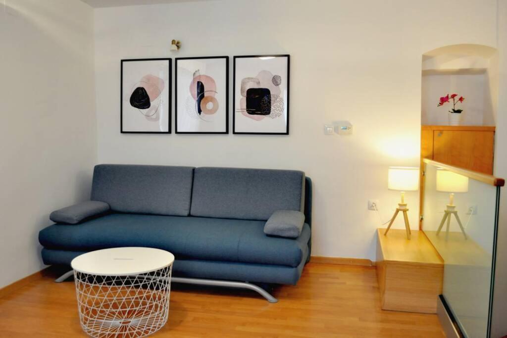 Apartment Veli Dvor Cres Exterior foto